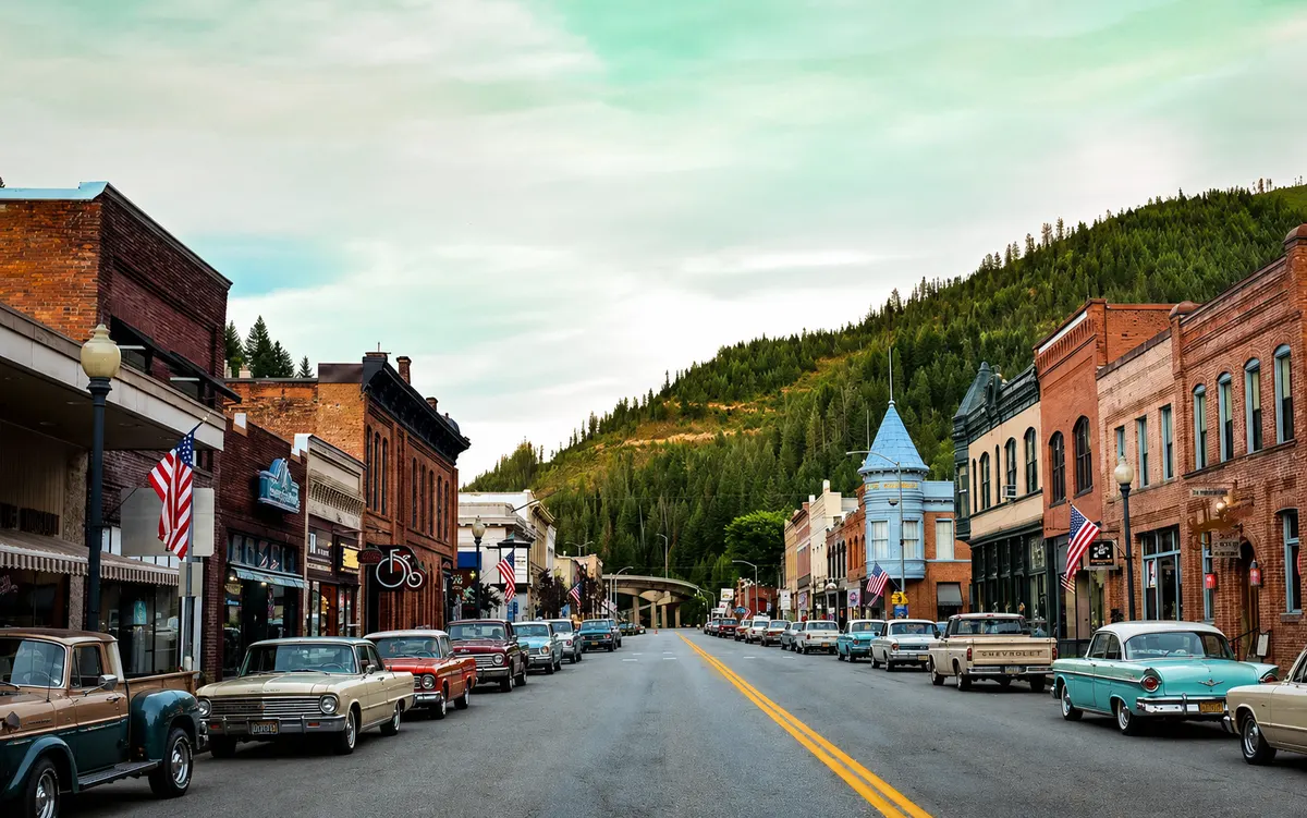 Mountain community main street scene representing local business connections